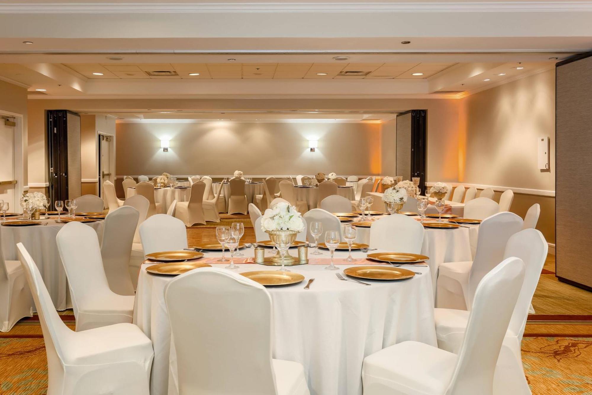 Sheraton Suites Market Center Dallas Zewnętrze zdjęcie